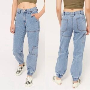 BDG Urban Outfitter Womens Jeans Blue Denim Jogger Cargo Sz 26 100% Cotton